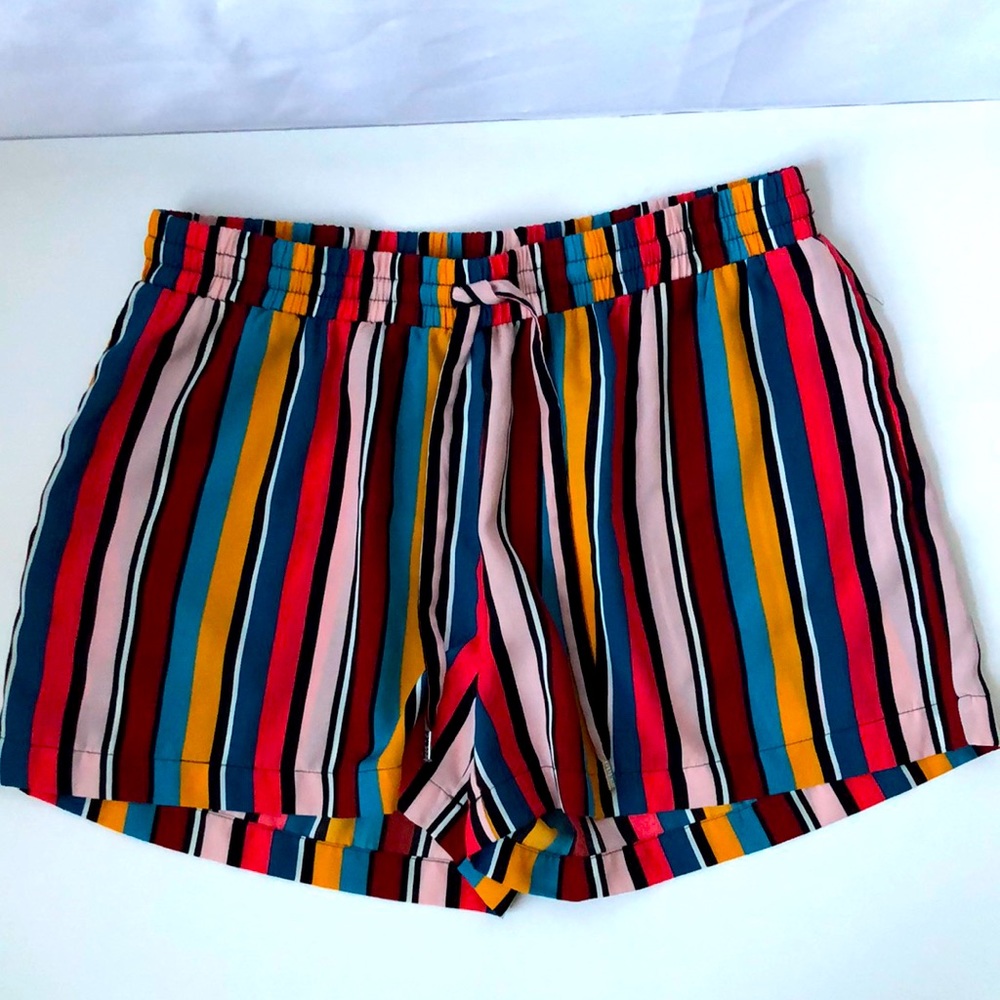 Guess Striped‎ Shorts Size M